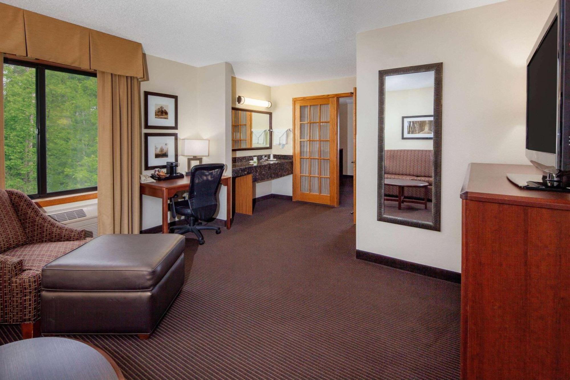 Americinn By Wyndham Ashland Εξωτερικό φωτογραφία